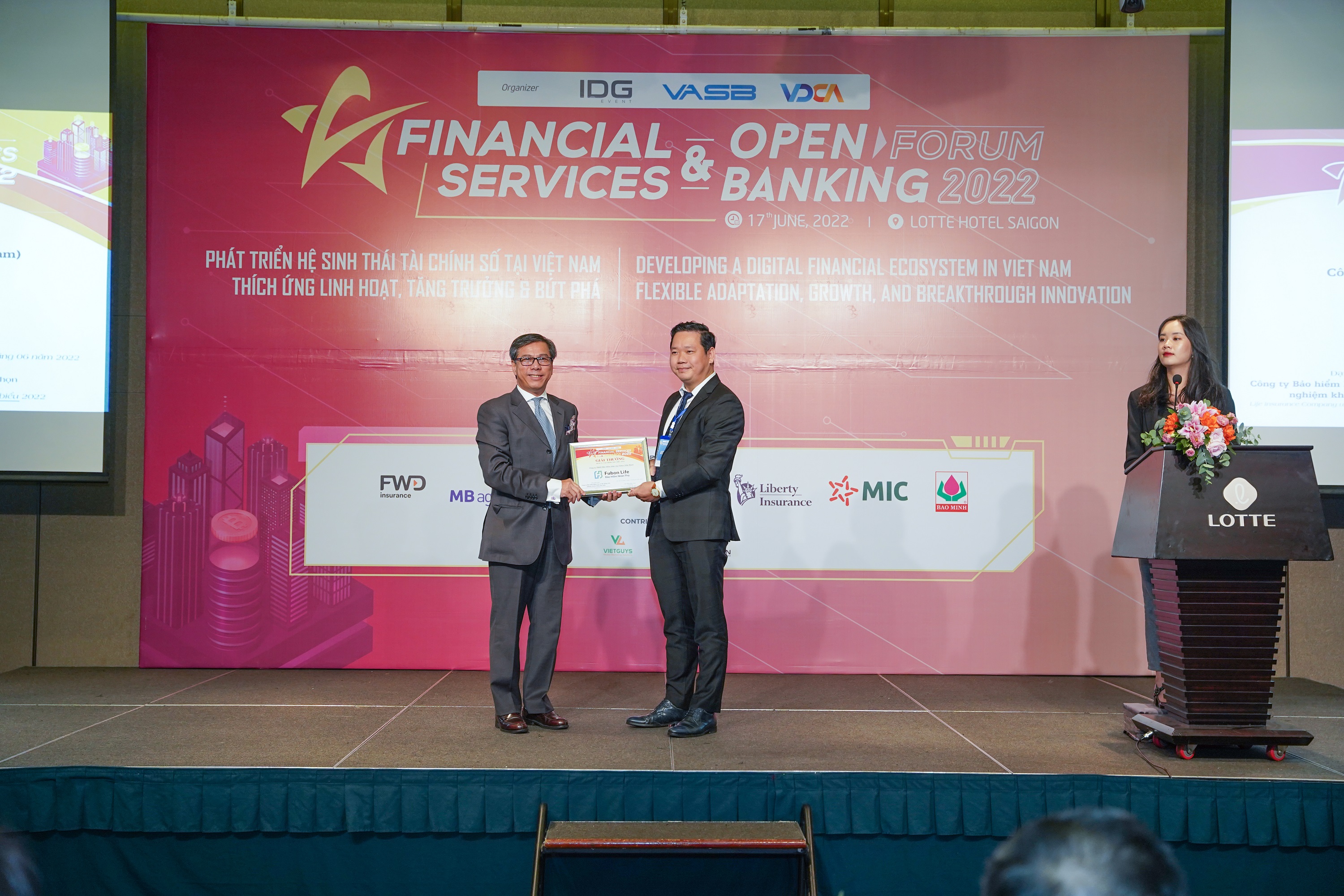 Fubon Life Việt Nam vinh dự nhận giải thưởng “Dịch vụ tài chính tiêu biểu năm 2022”